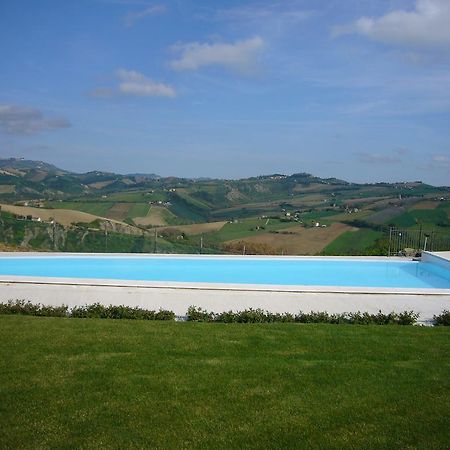 Agriturismo Fattoria Marchetti Montalto delle Marche Exterior photo