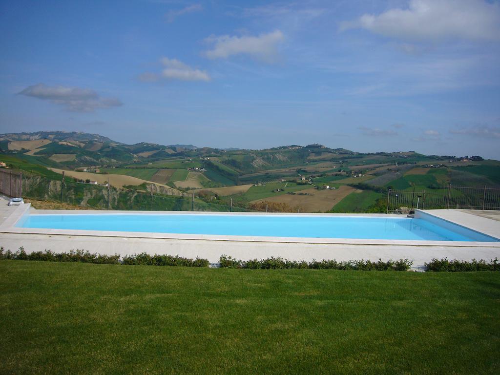 Agriturismo Fattoria Marchetti Montalto delle Marche Exterior photo