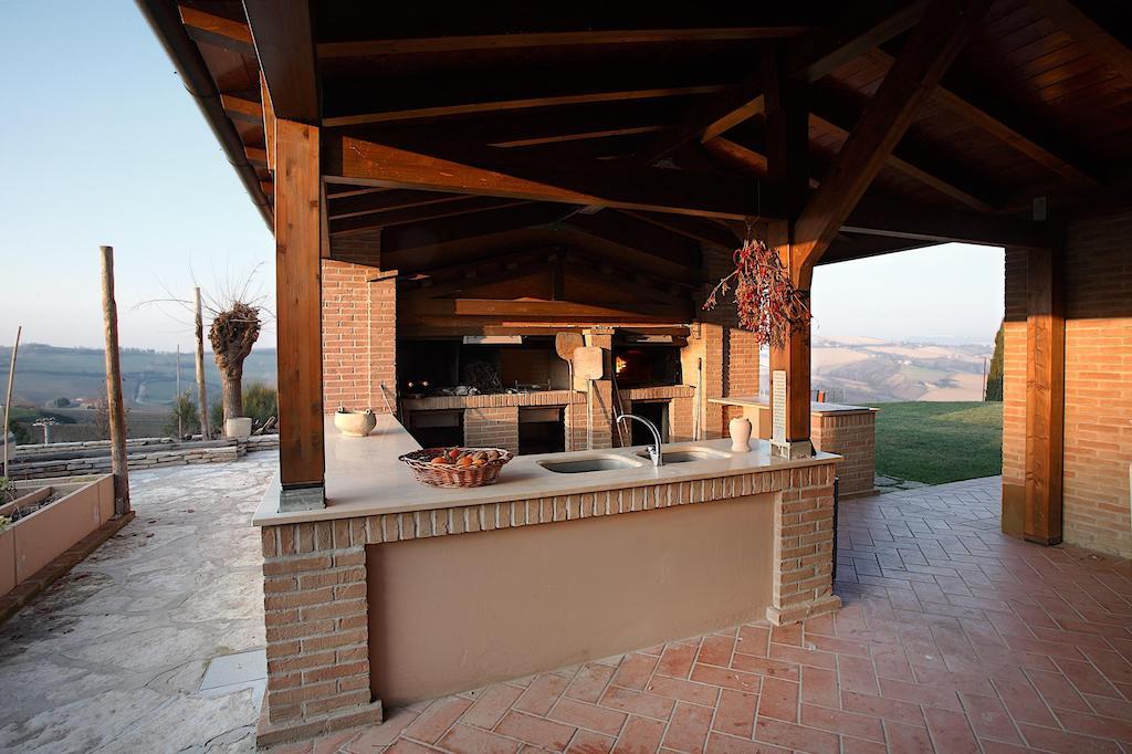 Agriturismo Fattoria Marchetti Montalto delle Marche Exterior photo